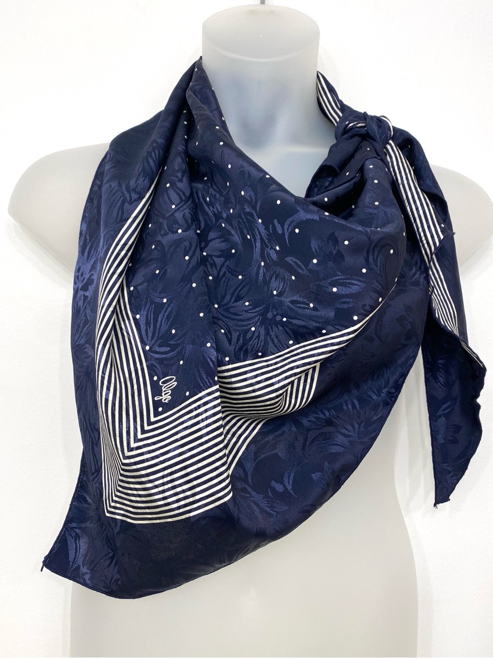 Algo of Switzerland Navy White Triangle Scarf Shawl Jacquard Polka Dot Striped